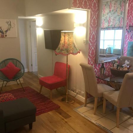 2 Bed, Ground Floor Bijou Georgian City Apartment Bath Ngoại thất bức ảnh