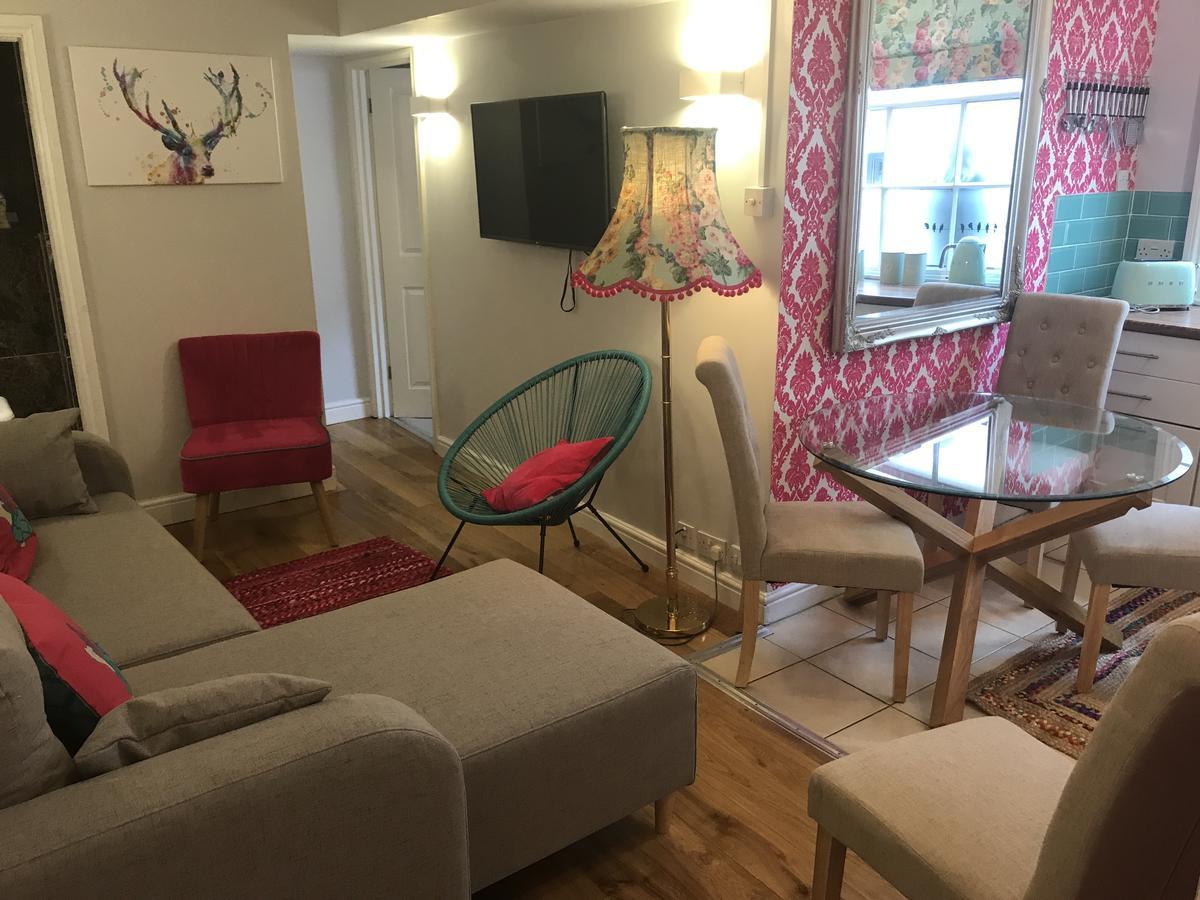 2 Bed, Ground Floor Bijou Georgian City Apartment Bath Ngoại thất bức ảnh