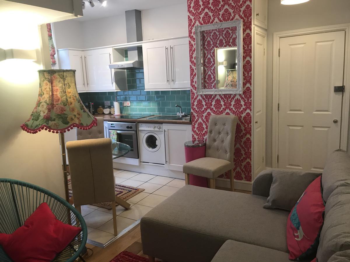 2 Bed, Ground Floor Bijou Georgian City Apartment Bath Ngoại thất bức ảnh